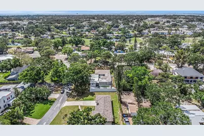 4925 Alcazar Way S, Saint Petersburg, FL 33712 - Photo 35