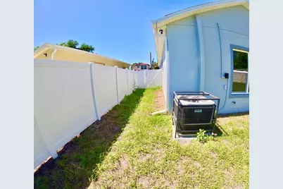 8505 N Brooks Street, Tampa, FL 33604 - Photo 23