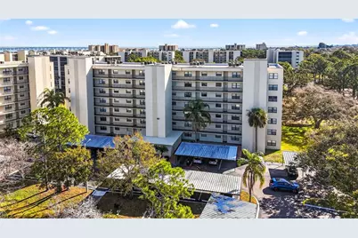 800 Cove Cay Drive #7D, Clearwater, FL 33760 - Photo 1