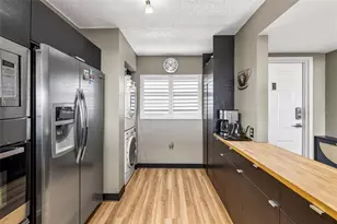 800 Cove Cay Dr, Clearwater, FL 33760 - Photo 11