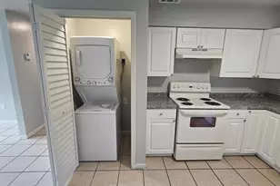 10405 N Jasmine Ave, Tampa, FL 33612 - Photo 19