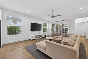 6163 2nd Ave S, Saint Petersburg, FL 33707 - Photo 13