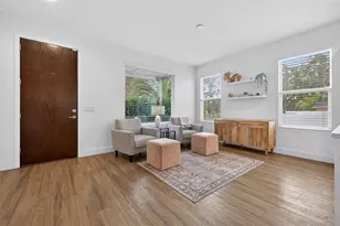 6163 2nd Ave S, Saint Petersburg, FL 33707 - Photo 5