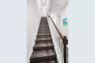 9589 Cavendish Drive, Tampa, FL 33626 - Photo 9