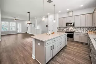 9589 Cavendish Dr, Tampa, FL 33626 - Photo 15