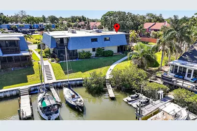 9342 Tradewinds Avenue, Seminole, FL 33776 - Photo 15