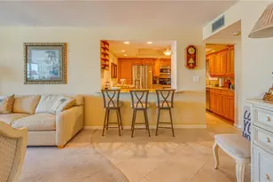 5200 Brittany Dr S, Saint Petersburg, FL 33715 - Photo 7