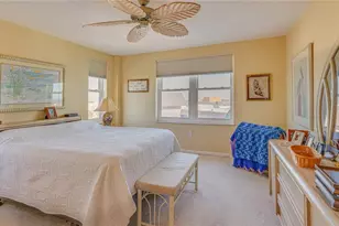 5200 Brittany Dr S, Saint Petersburg, FL 33715 - Photo 25