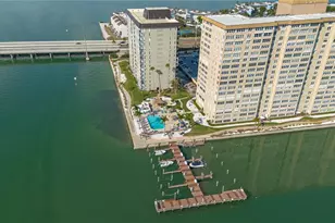 5200 Brittany Dr S, Saint Petersburg, FL 33715 - Photo 45