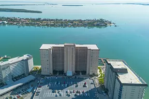 5200 Brittany Dr S, Saint Petersburg, FL 33715 - Photo 1