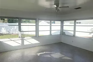 1200 63rd Ave N, Saint Petersburg, FL 33702 - Photo 15