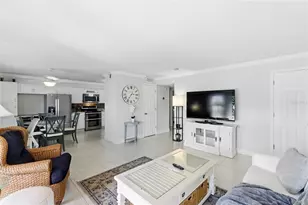 4911 Coquina Key Dr SE, Saint Petersburg, FL 33705 - Photo 9