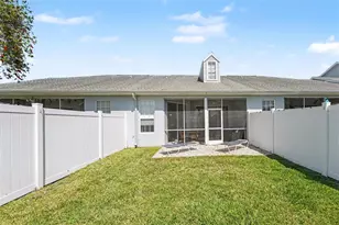 209 Hemingway Dr, Oldsmar, FL 34677 - Photo 15