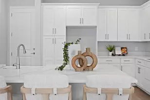 6305 S Main Ave, Tampa, FL 33611 - Photo 11