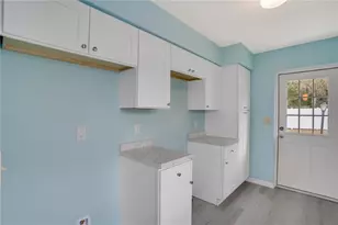 216 Fair Winds Dr, Nokomis, FL 34275 - Photo 11