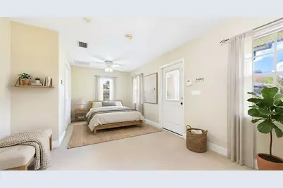 12908 Star Country Lane #B, Dover, FL 33527 - Photo 3