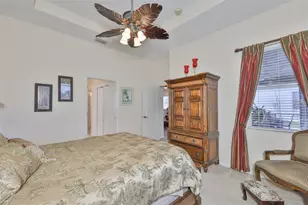 1049 Regal Manor Way, Sun City Center, FL 33573 - Photo 17