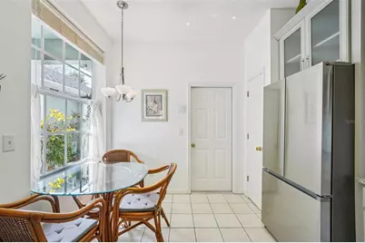 2609 Chelsea Manor Boulevard, Brandon, FL 33510 - Photo 9