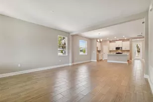 5010 22nd St N, Saint Petersburg, FL 33714 - Photo 3