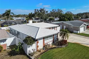 13565 86th Ave, Seminole, FL 33776 - Photo 9