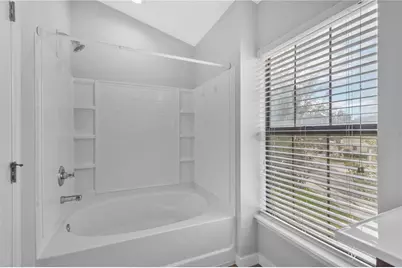 16505 Kingletridge Avenue, Lithia, FL 33547 - Photo 23