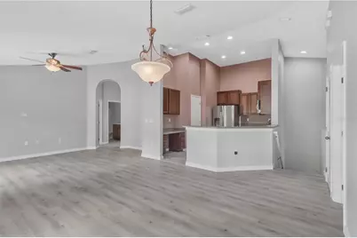 16505 Kingletridge Avenue, Lithia, FL 33547 - Photo 7