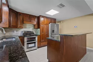 1908 W Fern St, Tampa, FL 33604 - Photo 9