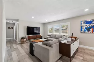 4611 W Paxton Ave, Tampa, FL 33611 - Photo 15