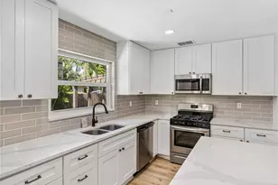 6000 19th St NE, Saint Petersburg, FL 33703 - Photo 11