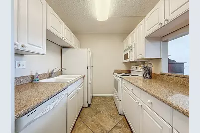 7401 Bay Island Drive S #232, South Pasadena, FL 33707 - Photo 7