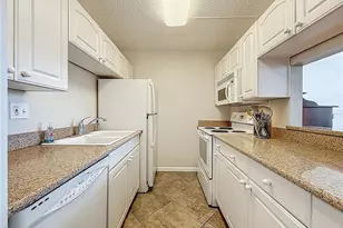 7401 Bay Island Dr S, South Pasadena, FL 33707 - Photo 7