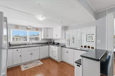 5327 6th Place S, Gulfport, FL 33707 - Photo 7