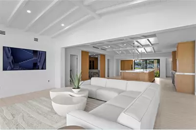 2580 E Bay Isle Drive SE, Saint Petersburg, FL 33705 - Photo 15