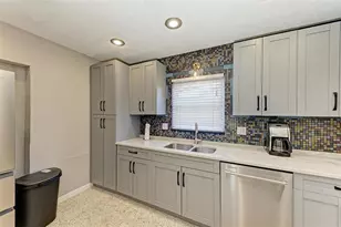 6000 Bayou Grande Blvd NE, Saint Petersburg, FL 33703 - Photo 19