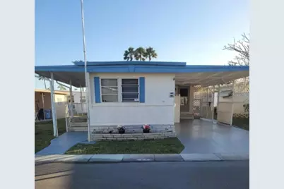 7901 40th Avenue N #60, Saint Petersburg, FL 33709 - Photo 1