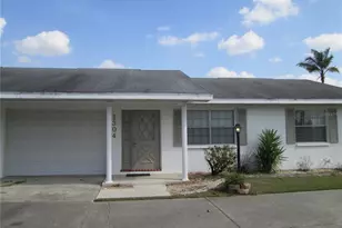 1304 Lambdeth Ct, Sun City Center, FL 33573 - Photo 1