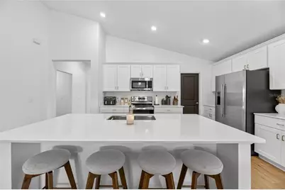 13054 Violet Flame Avenue, Wimauma, FL 33598 - Photo 9