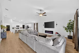 13054 Violet Flame Ave, Wimauma, FL 33598 - Photo 3