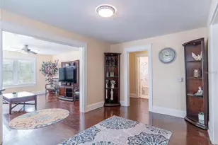 103 E Mohawk Ave, Tampa, FL 33604 - Photo 3