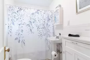 103 E Mohawk Ave, Tampa, FL 33604 - Photo 15