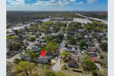 8607 N Taliaferro Avenue, Tampa, FL 33604 - Photo 31