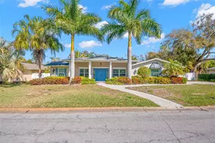 8 Ambleside Dr, Belleair, FL 33756 - Photo 1