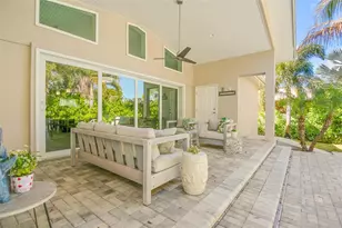 8 Ambleside Dr, Belleair, FL 33756 - Photo 39