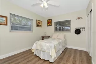 13596 Croft Dr N, Largo, FL 33774 - Photo 15