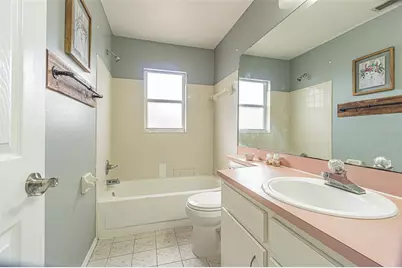 301 Sugar Creek Drive, Plant City, FL 33563 - Photo 11