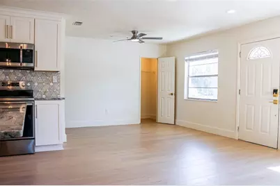 4211 W Bay View Avenue, Tampa, FL 33611 - Photo 9