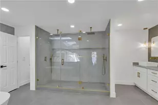 3033 Wister Cir, Valrico, FL 33596 - Photo 15