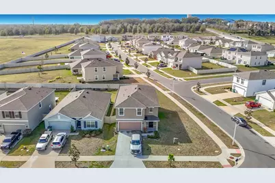 7530 Broad Pointe Drive, Zephyrhills, FL 33540 - Photo 3