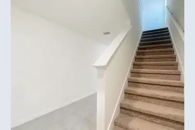 7530 Broad Pointe Drive, Zephyrhills, FL 33540 - Photo 27