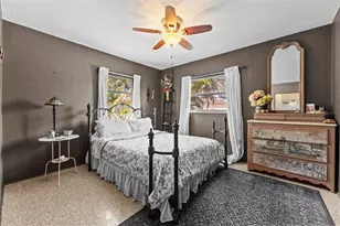 701 52nd Ave S, Saint Petersburg, FL 33705 - Photo 13